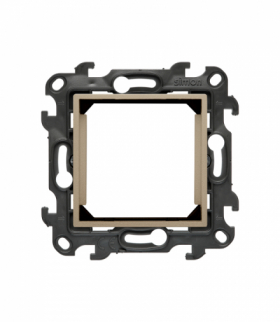 Adapter (przejściówka) na osprzęt standardu 45×45 mm, IP20, szampański mat Simon 24 NA45.01/34