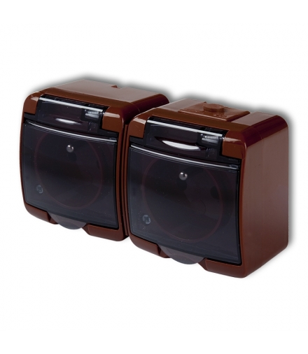 JUNIOR Gniazdo podwójne z uziemieniem 2x(2P+Z) (klapka dymna, bez przesłon) Karlik 4GHE-2d