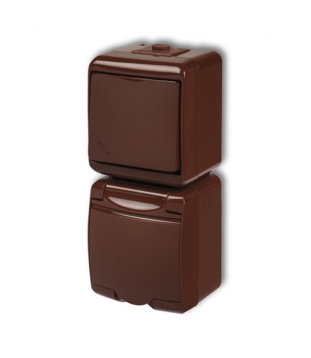 JUNIOR Łącznik schodowy z gniazdem pojedynczym z uziemieniem 2P+Z (klapka brązowa, bez przesłon) Karlik 4WGHP-3