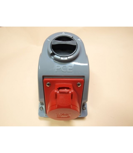 Gniazdo stałe z wyłącznikiem L-0-P 32A 400V 3P+Z+N