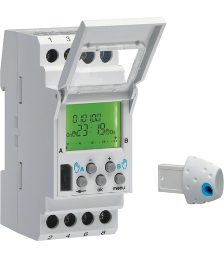 EE181 Zegar cyfrowy astronomiczny 56 kroków programowych 230V 2P 16A Hager