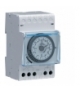 EH110 Zegar analogowy dobowy bez rezerwy chodu 230V 1P 16A Hager