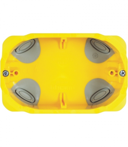 AXOLUTE – PUSZKA DO GIPSU 3 MODUŁY Legrand PB503N