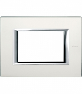 AXOLUTE - Ramka protokątna 3 moduły MIRROR GLASS Legrand HA4803VSA