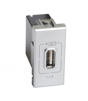 AXOLUTE - ŁADOWARKA 230V USB 1,1A/5V 1M ALUMINIUM Legrand HC4285C1