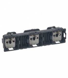 CELIANE Gniazdo potrójne 3 x 2P+Z Legrand 067126