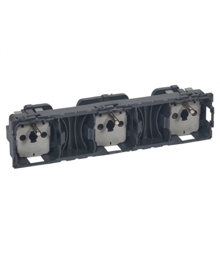 CELIANE Gniazdo potrójne 3 x 2P+Z Legrand 067126