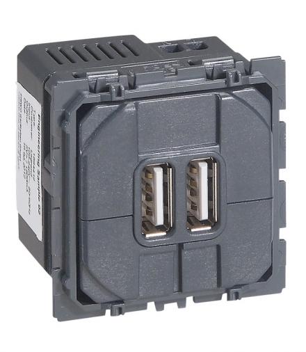 CELIANE Gniazdo zasilające 2 x USB 5V- 2400 mA Legrand 067462