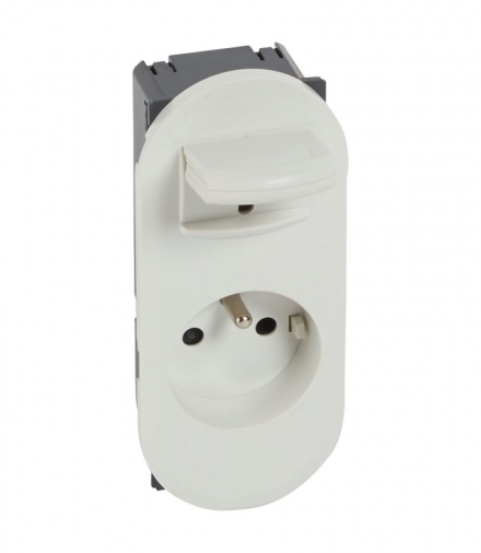 CELIANE Gniazdo 2P+Z z dźwignią umożliwiającą łatwe wyjmowanie wtyczki Białe Legrand 067133