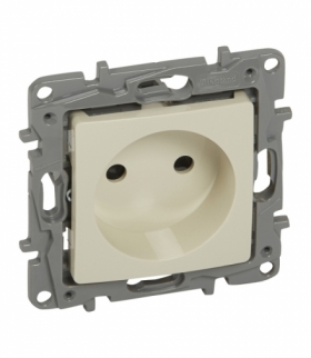 Niloe Gniazdo 2P 16 A - 250 V - z przesłoną, zaciski śrubowe - Kremowe Legrand 764638