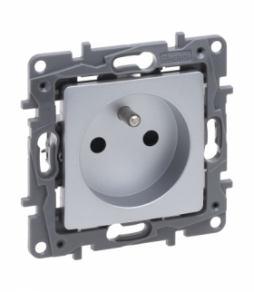 Niloe Selection Gniazdo 2P+Z 16 A 250 V (z przesłoną, zaciski śrubowe) Aluminium Legrand 762127