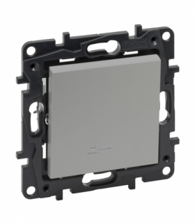 Niloe Step Łącznik jednobiegunowy podświetlany 10 AX - Aluminium Legrand 863311