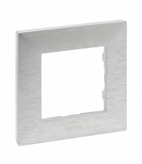 Niloe Step Ramka Pojedyncza Aluminium szczotkowane Legrand 863891