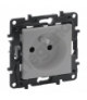 Niloe Step Gniazdo 2P+Z 16 A - 230 V - z przesłoną, zaciski automatyczne - Aluminium Legrand 863333
