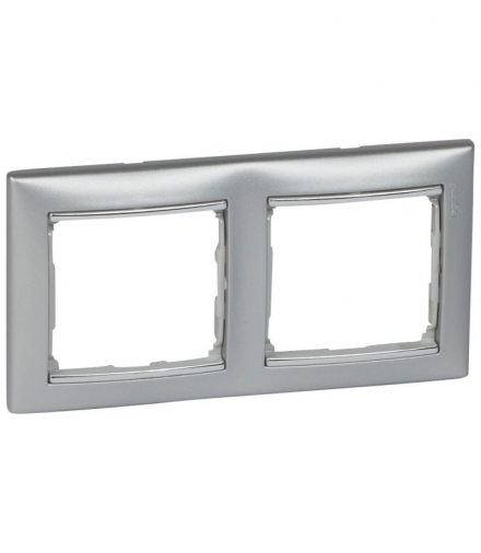 Valena Ramka podwójna pozioma ALUMINIUM/SREBRO Legrand 770352