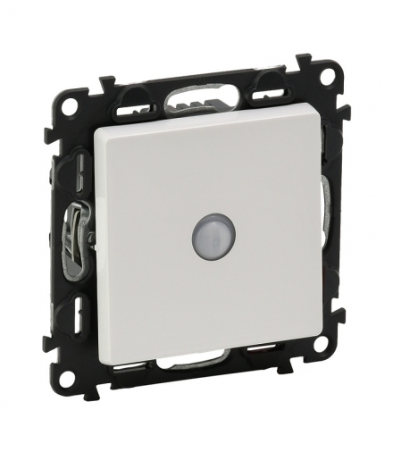 VALENA LIFE ŁĄCZNIK UNIWERSALNY Z AUTOMATYCZNYM WYŁĄCZENIEM 12 - 150 W, 8 - 30 W dla LED - 10 AX BIAŁY Legrand 752165