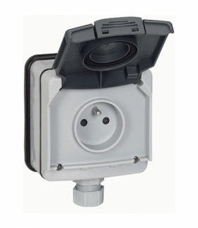 PLEXO IP66 Gniazdo 2P+Z z klapką 16 A - 250 V - komplet natynkowy Legrand 090466