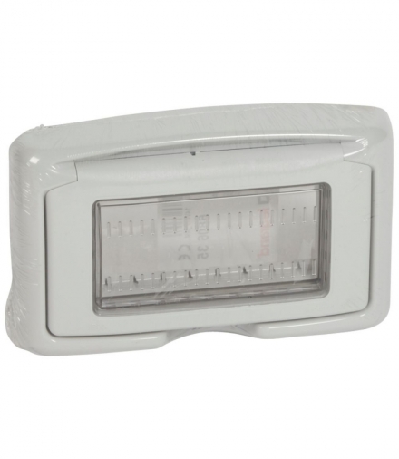 PLEXO IP55 Adapter z klapką i membraną elastyczną do montażu 4 modułów Mosaic w osprzęcie PLEXO IP55 Aluminium Legrand 680635