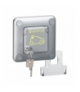 Soliroc Gniazdo 2P+Z Green UP z klapką zamykana na klucz IP55/K10 Legrand 077898