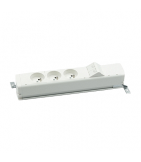 Listwa zasilająca standardowa zest 3x250V typ E + plakietka 2xRJ45 zaciski śrubowe biały Simon480 48130E300K00000-33