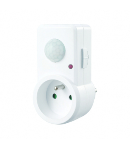 Gniazdo 230V z Czujnikiem ruchu PIR CP-10B Ecolight EC20343