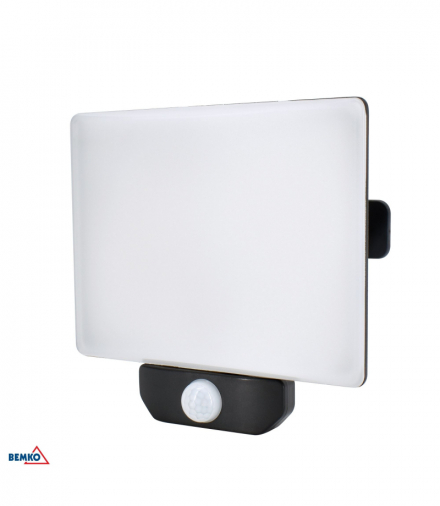 NAŚWIETLACZ LED LFX 50W 4000K 4500LM IP65 CZARNY CZ. PIR Bemko C65-LFX-050BL-4K-PIR