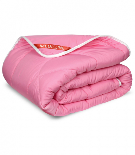 Kołdra całoroczna, mikrofibra różowa pikowana niciowo 160 x 200 cm AIO CEN-81846