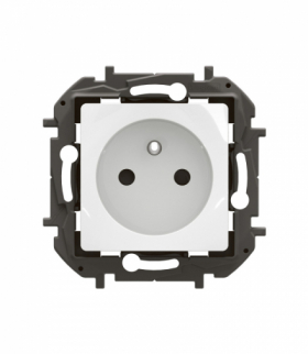 NOWE NILOE - GNIAZDO 2P+Z Z PRZESŁONĄ, ZACISKI AUTOMATYCZNE 16A - 250V~ BIAŁE LEGRAND NP3100WH