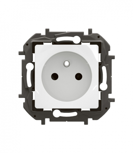 NOWE NILOE - GNIAZDO 2P+Z ZACISKI ŚRUBOWE 16 A - 250 V~ BIAŁE LEGRAND NP3101WH