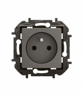 NOWE NILOE - GNIAZDO 2P+Z Z PRZESŁONĄ, ZACISKI ŚRUBOWE 16 A - 250 V~ STALOWE LEGRAND NP3102MG