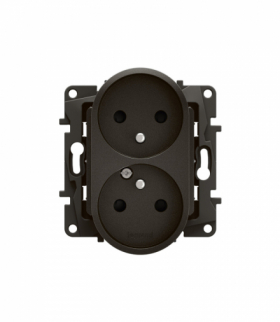 NOWE NILOE - GNIAZDO 2X2P+Z Z PRZESŁONĄ, ZACISKI ŚRUBOWE 16 A - 250 V~ CZARNE LEGRAND NP3112BK