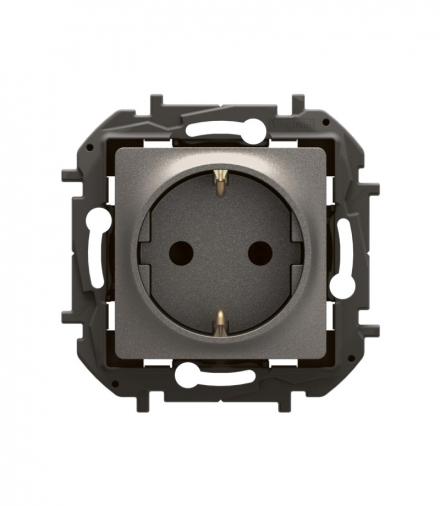 NOWE NILOE - GNIAZDO SCHUKO 2P+Z ZACISKI ŚRUBOWE 16A - 250 V~ STALOWE LEGRAND NP3121MG