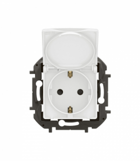 NOWE NILOE - GN SCH 2P+Z Z PRZESŁONĄ I KLAPKĄ ZAC ŚRUBOWE 16A - 250 V~ BIAŁE LEGRAND NP3129WH